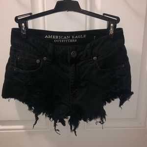 🦅 American eagle outfitters